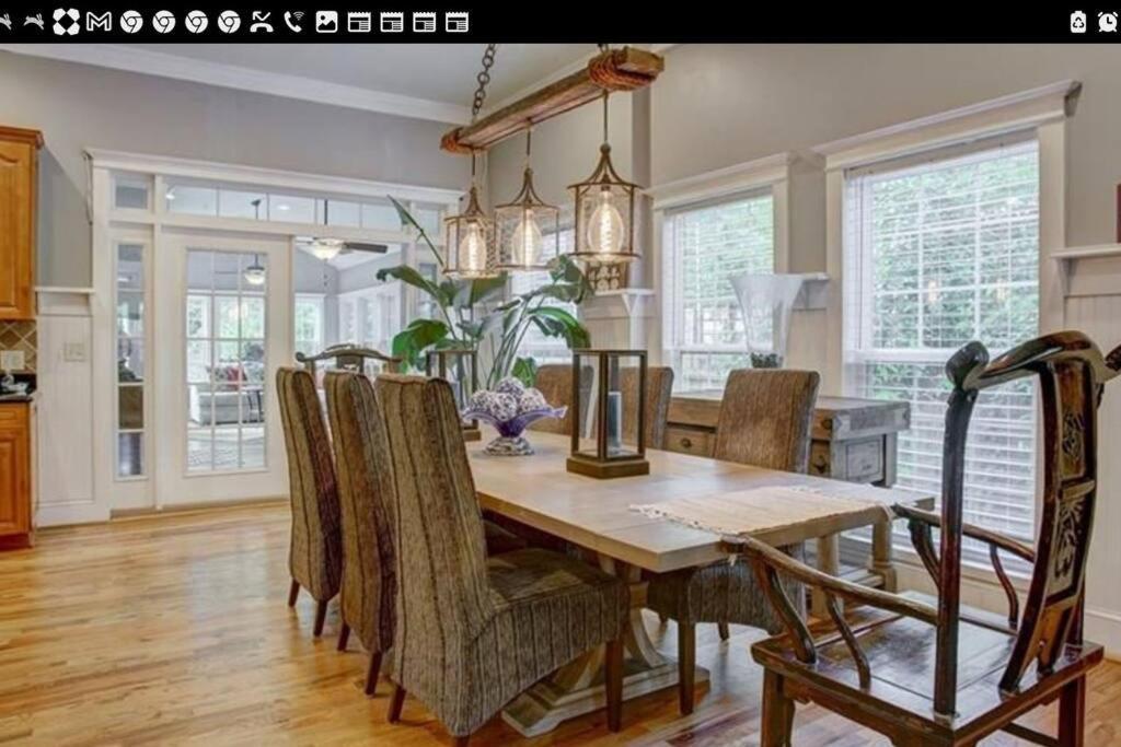 Sleeps16, Spacious Home, Close To Downtown, Beltline, And Walk To Restaurants, 75" Tv, 2 Person Jacuzzi, Ping Pong Atlanta Esterno foto