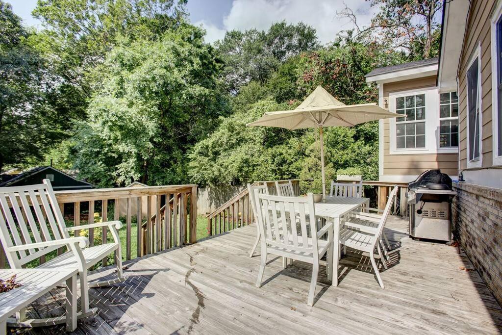 Sleeps16, Spacious Home, Close To Downtown, Beltline, And Walk To Restaurants, 75" Tv, 2 Person Jacuzzi, Ping Pong Atlanta Esterno foto